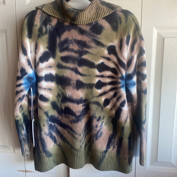 YFB NWT Boho Tie Dye Long Sleeve Vneck collared 100% Cotton Knit Sweater small - Picture 3 of 10